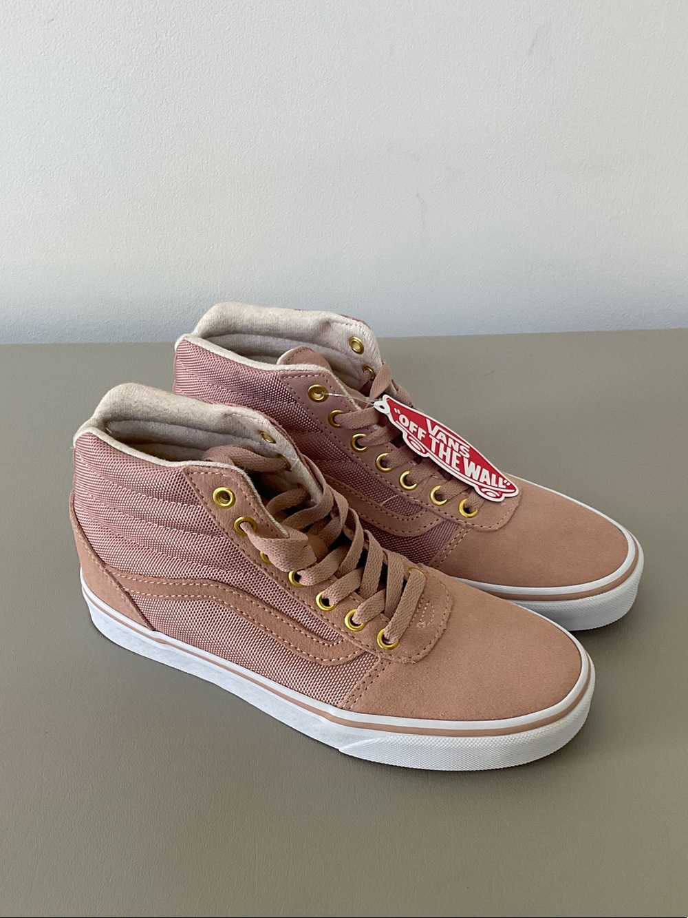 Vans Off the Wall NWT Pink Sneakers